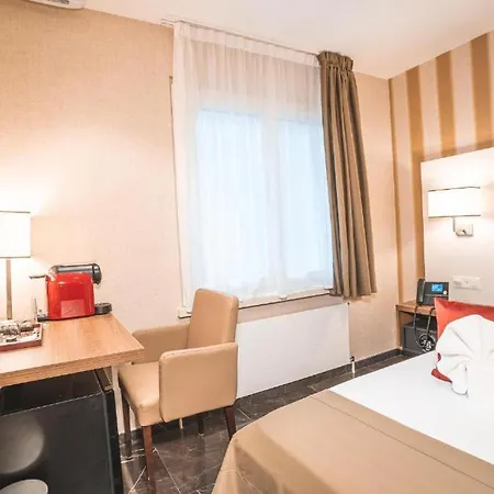 Apartahotel Inside Five 3*