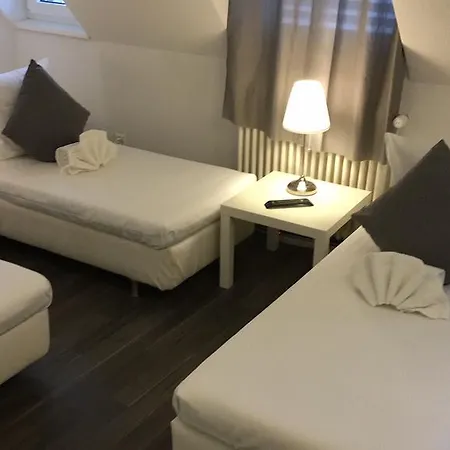 Aparthotel Inside Five 3*