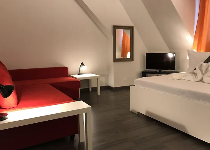 Inside Five Apartahotel 3*