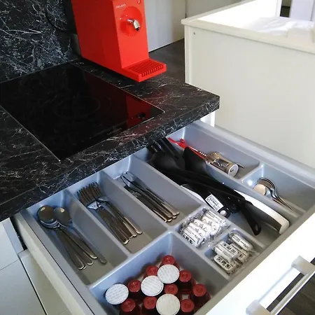 Inside Five Ξενοδοχείο με διαμερίσματα 3*