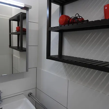 Inside Five Ζυρίχη