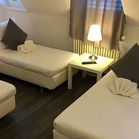 Aparthotel Inside Five Hotel