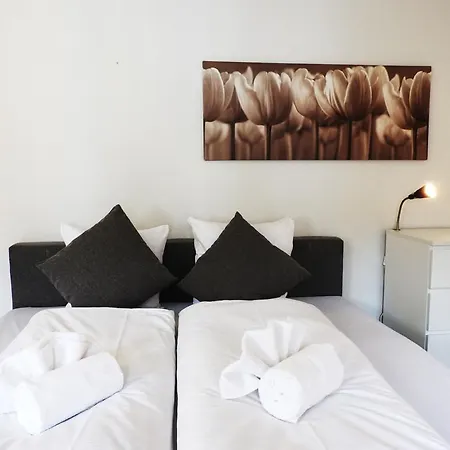 Inside Five 3*