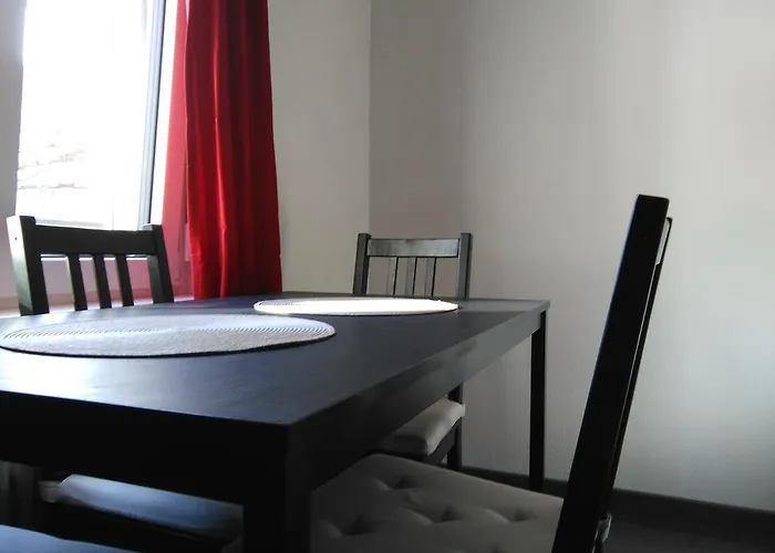 Inside Five Aparthotel 3*