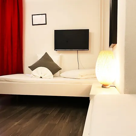 Inside Five Aparthotel Zurigo