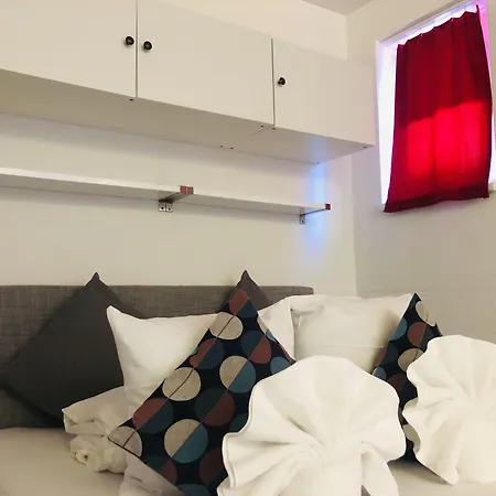 Inside Five Aparthotel Zurigo