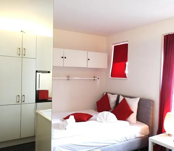 Inside Five Apartahotel 3*