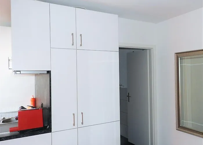 Apartahotel Inside Five