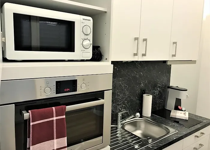 Apartahotel Inside Five